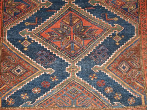 ANTIQUE KURDISH RUG LINKED MEDALLION DESIGN CIRCA 1900 - ADDITIONAL PHOTO 9