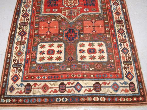 ANTIQUE TURKISH ANTEP RUG OF VERY SCARCE DESIGN SOUTH EAST ANATOLIA CIRCA 1870 - ADDITIONAL PHOTO 4