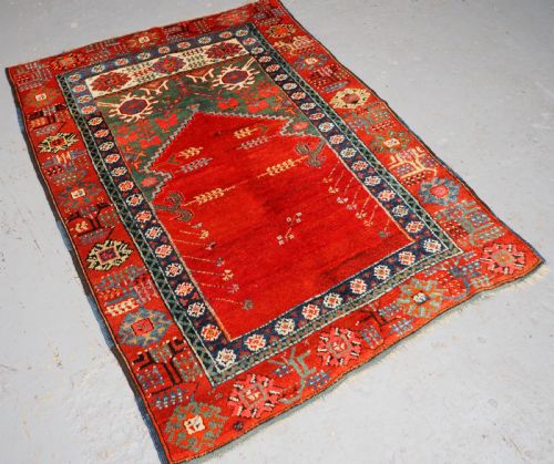 fig 1. ANTIQUE TURKISH KONYA REGION VILLAGE PRAYER RUG, CIRCA 1900/20.