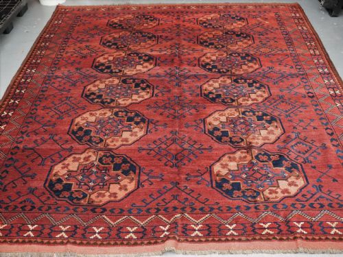 fig 1. ANTIQUE ERSARI TURKMEN MAIN CARPET, SUPERB LARGE GULS, CIRCA 1880.