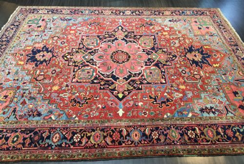 fig 1. ANTIQUE HERIZ CARPET, COUNTRY HOUSE STYLE, GREAT COLOUR, CIRCA 1900.