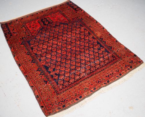 fig 1. ANTIQUE TIMURI DOKHTAR-E-QAZI PRAYER RUG, CIRCA 1880.