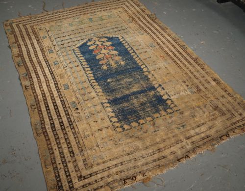 fig 1. ANTIQUE TURKISH GHIORDES PRAYER RUG OF SCARCE EARLY DESIGN, 18TH CENTURY.