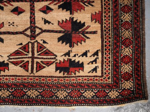 ANTIQUE BALUCH RUG WITH CAMEL GROUND TREE OF LIFE DESIGN CIRCA 1900 - ADDITIONAL PHOTO 9