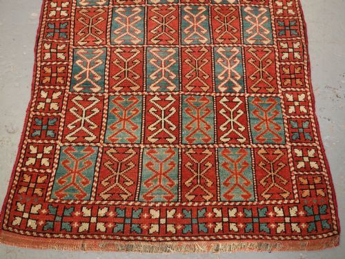 fig 1. ANTIQUE TURKISH BERGAMA REGION RUG, UNUSUAL DESIGN, CIRCA 1890.