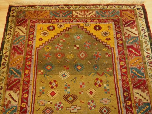 ANTIQUE TURKISH MILAS RUG WITH SCARCE GREEN GROUND CIRCA 1875 - ADDITIONAL PHOTO 2