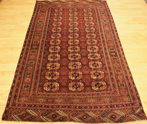 Antique Tekke Turkmen Rug, Excellent Condition, Circa 1900.