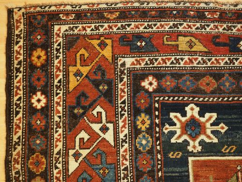 ANTIQUE CAUCASIAN KUBA REGION KARAGASHLI RUG CIRCA 1900 - ADDITIONAL PHOTO 5