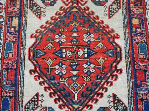 ANTIQUE SARAB VILLAGE RUNNER TRADITIONAL DESIGN CIRCA 1920 - ADDITIONAL PHOTO 6