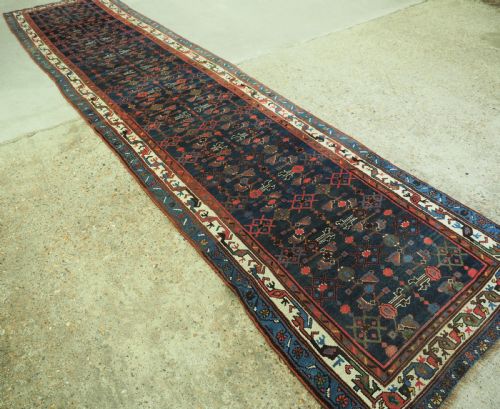 fig 1. ANTIQUE HAMADAN RUNNER, LARGE SIZE & HARD WEARING, CIRCA 1920.
