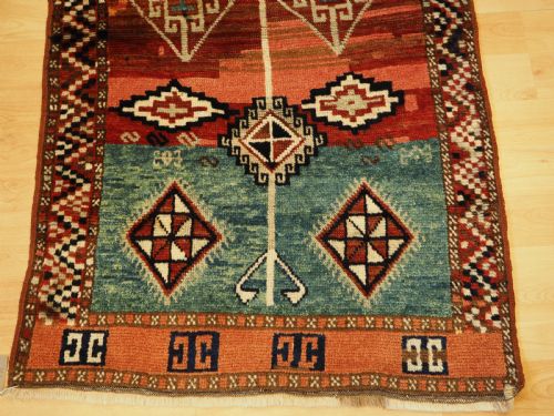 ANTIQUE TURKISH YURUK RUG OF SMLL SIZE AND CHARMING DESIGN CIRCA 1900 - ADDITIONAL PHOTO 5