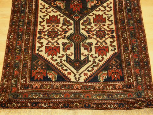 ANTIQUE HAMADAN REGION VILLAGE RUG KURDISH WEAVERS CIRCA 1920 - ADDITIONAL PHOTO 9