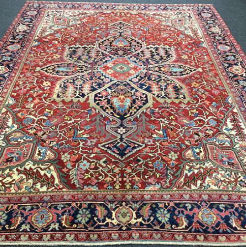 fig 1. ANTIQUE HERIZ CARPET, OUTSTANDING CONDITION & COLOUR, COUNTRY HOUSE LOOK, CIRCA 1900.