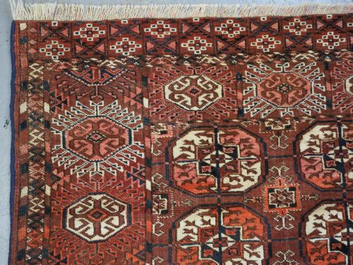 ANTIQUE TEKKE TURKMEN MAIN CARPET OF SMALL SIZE CIRCA 1900 - ADDITIONAL PHOTO 5