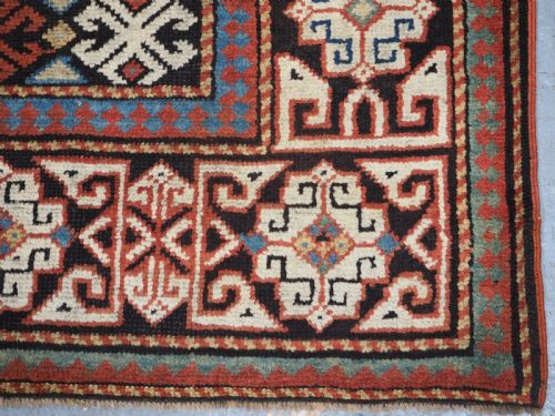 ANTIQUE SOUTH CAUCASIAN RUG WITH SCARCE YELLOW GROUND CIRCA 1880 - ADDITIONAL PHOTO 11