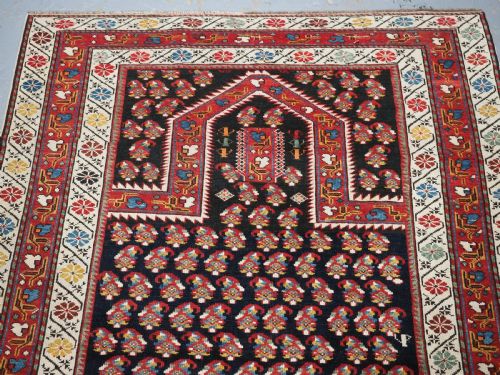 ANTIQUE CAUCASIAN DAGESTAN PRAYER RUG WITH SMALL BOTEH DESIGN CIRCA 1890 - ADDITIONAL PHOTO 2