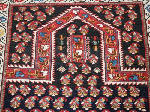 ANTIQUE CAUCASIAN DAGESTAN PRAYER RUG WITH SMALL BOTEH DESIGN CIRCA 1890 - ADDITIONAL PHOTO 7