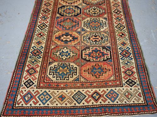 ANTIQUE CAUCASIAN MOGHAN KAZAK LONG RUG OUTSTANDING SOFT COLOURS CIRCA 1880 - ADDITIONAL PHOTO 4