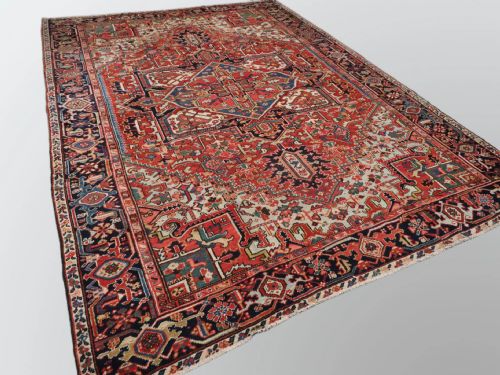 ANTIQUE HERIZ CARPET WITH LARGE MEDALLION DESIGN SUPERB COLOURS CIRCA 1900 - ADDITIONAL PHOTO 1