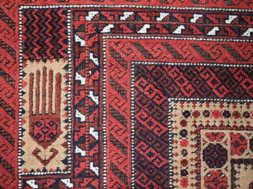 ANTIQUE BALUCH PRAYER RUG WITH UNUSUAL HUMAN FIGURE CIRCA 1880 - ADDITIONAL PHOTO 9