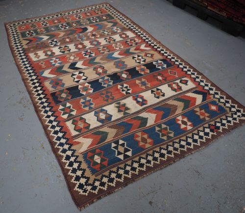 ANTIQUE QASHQAI TRIBAL KILIM WITH BANDED DESIGN CIRCA 1900 - ADDITIONAL PHOTO 3
