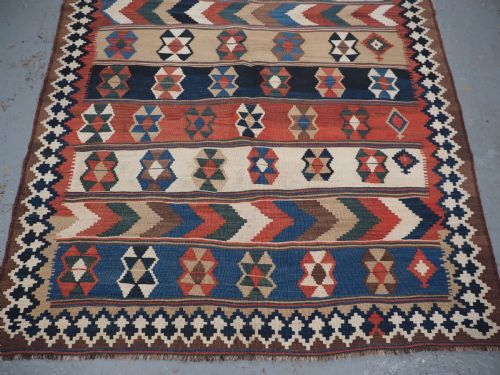 ANTIQUE QASHQAI TRIBAL KILIM WITH BANDED DESIGN CIRCA 1900 - ADDITIONAL PHOTO 6