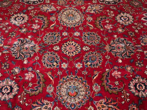 OLD KASHAN CARPET RED GROUND WITH ALL OVER DESIGN CIRCA 1930 - ADDITIONAL PHOTO 9