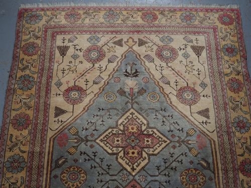ANTIQUE 'TRANSYLVANIAN' PRAYER RUG PROBABLY ROMANIAN TUDUC COPY CIRCA 1920 - ADDITIONAL PHOTO 2