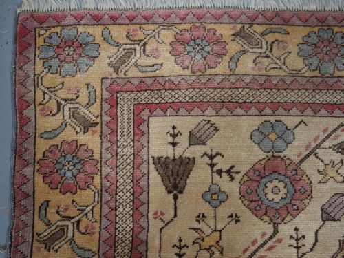 ANTIQUE 'TRANSYLVANIAN' PRAYER RUG PROBABLY ROMANIAN TUDUC COPY CIRCA 1920 - ADDITIONAL PHOTO 5