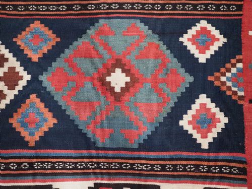 ANTIQUE SHAHSAVAN OR SOUTH CAUCASIAN KILIM WITH GOOD SOFT COLOURS CIRCA 1900 - ADDITIONAL PHOTO 12