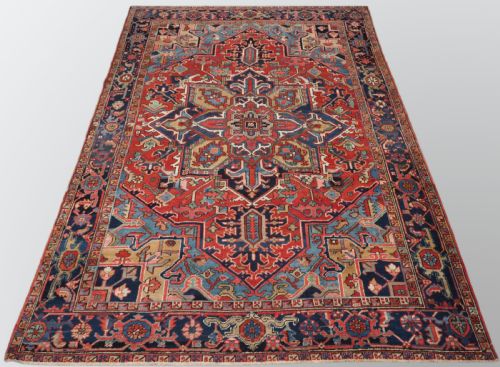 Antique Heriz Carpet of Small Room Size, Superb Colour, Circa 1900.