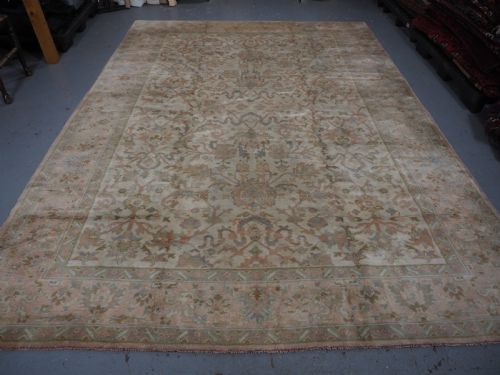 ANTIQUE TURKISH OUSHAK CARPET SOFT PINKS AND PASTEL COLOURS CIRCA 1920 - ADDITIONAL PHOTO 3