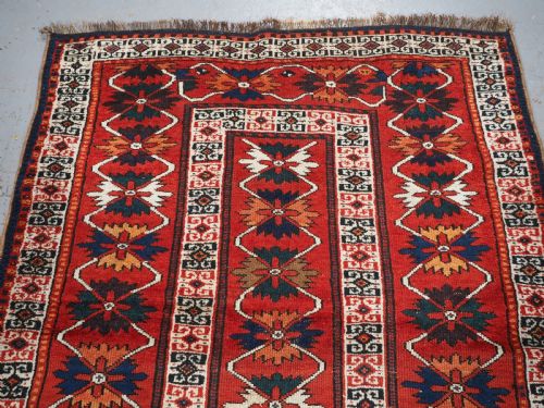ANTIQUE SOUTH CAUCASIAN KURDISH RUG INTERESTING DESIGN CIRCA 1920 - ADDITIONAL PHOTO 2