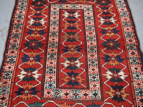 ANTIQUE SOUTH CAUCASIAN KURDISH RUG INTERESTING DESIGN CIRCA 1920 - ADDITIONAL PHOTO 3