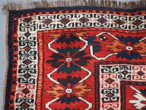 ANTIQUE SOUTH CAUCASIAN KURDISH RUG INTERESTING DESIGN CIRCA 1920 - ADDITIONAL PHOTO 5