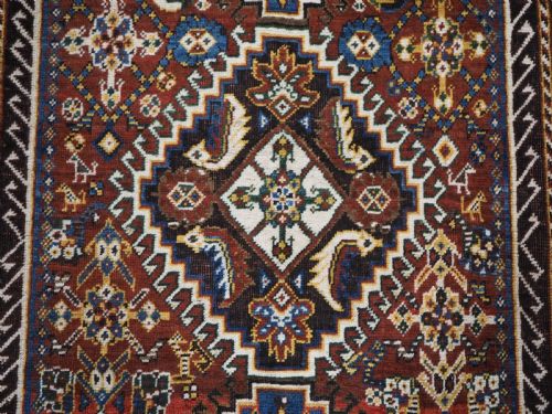 ANTIQUE QASHQAI LONG RUG WITH TRIPLE MEDALLION DESIGN CIRCA 1900 - ADDITIONAL PHOTO 10