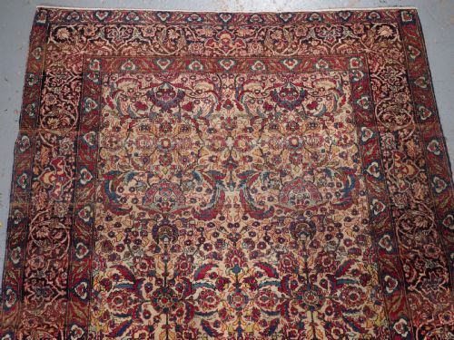 fig 1. ANTIQUE ISFAHAN RUG, VERY FINE WEAVE AND CLASSIC DESIGN, CIRCA 1900.