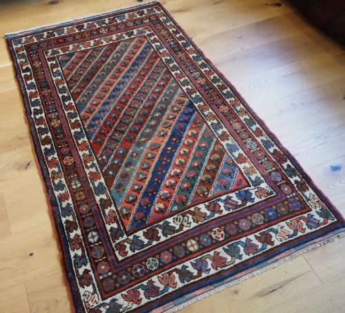 fig 1. OLD KURDISH RUG WITH DIAGONAL STRIPE DESIGN, SOUTHERN CAUCAUS, CIRCA 1930.