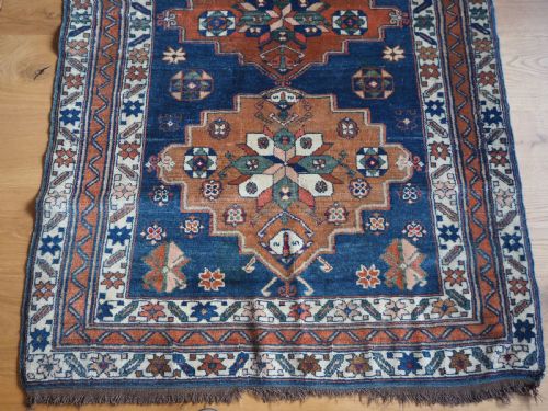 ANTIQUE CAUCASIAN DERBENT TRIPLE MEDALLION RUG CIRCA 1900 - ADDITIONAL PHOTO 4