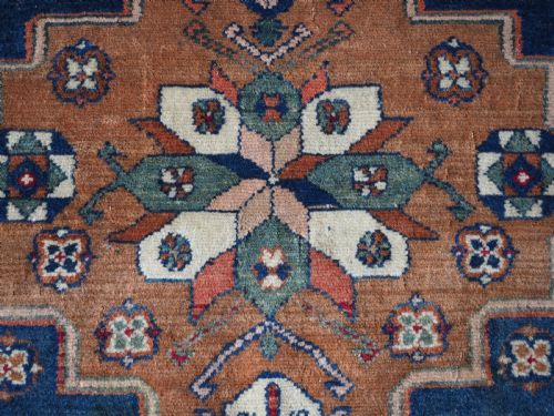 ANTIQUE CAUCASIAN DERBENT TRIPLE MEDALLION RUG CIRCA 1900 - ADDITIONAL PHOTO 10