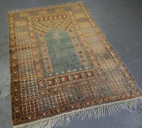 fig 1. ANTIQUE TURKISH PANDERMA / BANDIRMA PRAYER RUG WITH GREEN GROUND, CIRCA 1900.