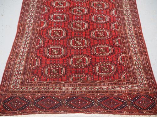 ANTIQUE YOMUT TURKMEN RUG WITH OCTAGONAL GULS CIRCA 1900 - ADDITIONAL PHOTO 4