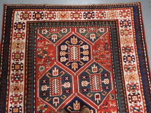 ANTIQUE CAUCASIAN GENDJE KAZAK RUG FOLK ART HORSES AND PEOPLE CIRCA 1890 - ADDITIONAL PHOTO 2