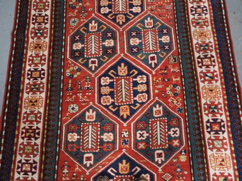 ANTIQUE CAUCASIAN GENDJE KAZAK RUG FOLK ART HORSES AND PEOPLE CIRCA 1890 - ADDITIONAL PHOTO 3