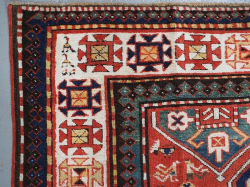 ANTIQUE CAUCASIAN GENDJE KAZAK RUG FOLK ART HORSES AND PEOPLE CIRCA 1890 - ADDITIONAL PHOTO 5
