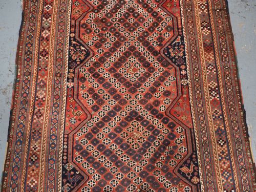 ANTIQUE TRIBAL QASHQAI RUG WITH DIAMOND LATTICE DESIGN CIRCA 1880 - ADDITIONAL PHOTO 3