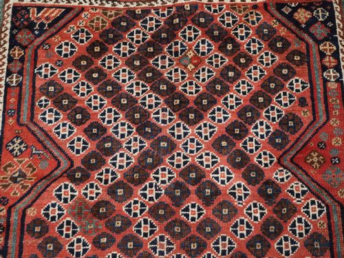 ANTIQUE TRIBAL QASHQAI RUG WITH DIAMOND LATTICE DESIGN CIRCA 1880 - ADDITIONAL PHOTO 8