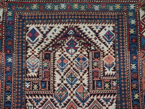 ANTIQUE CAUCASIAN DAGESTAN PRAYER RUG IVORY GROUND WITH FLORAL LATTICE CIRCA 1880 - ADDITIONAL PHOTO 6