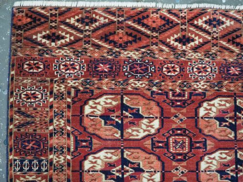 ANTIQUE TEKKE TURKMEN DOWRY RUG OF SMALL SIZE AND VERY FINE WEAVE CIRCA 1880 - ADDITIONAL PHOTO 1
