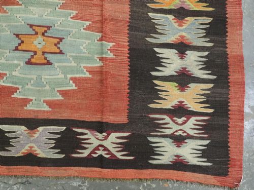 ANTIQUE PIROT SARKOY KILIM OF REPEAT MEDALLION DESIGN EXCELLENT COLOURS CIRCA 1920 - ADDITIONAL PHOTO 9